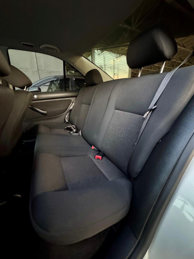 Volkswagen Bora Highline — foto 17